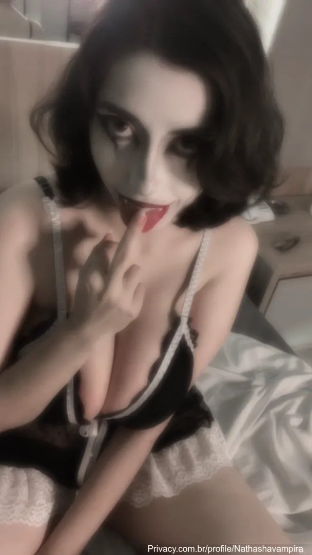 Gótica peituda gostosa ( nat4ssha nyx) #XYpOG9nx