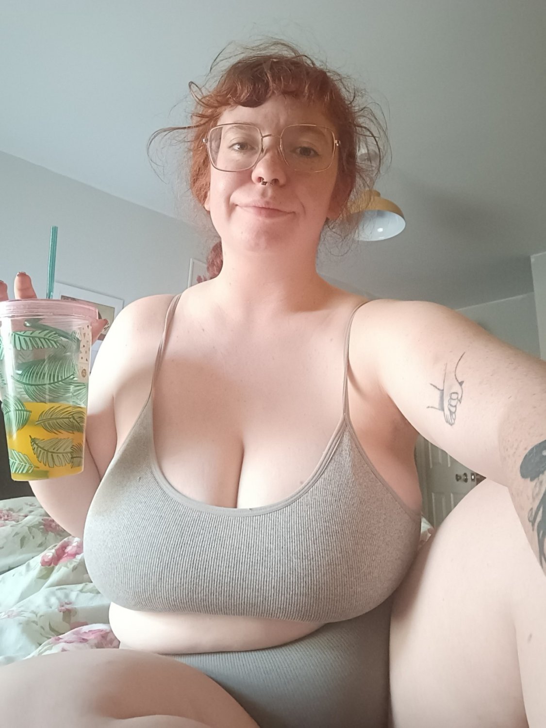 cute redhead tumblr pawg w/ big tits #qmbQkSgQ