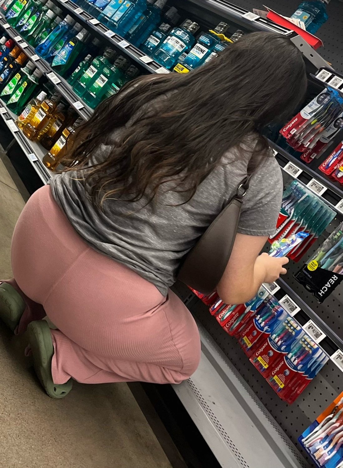 Couldn’t wait to share her 18+ #eZZO2Shd