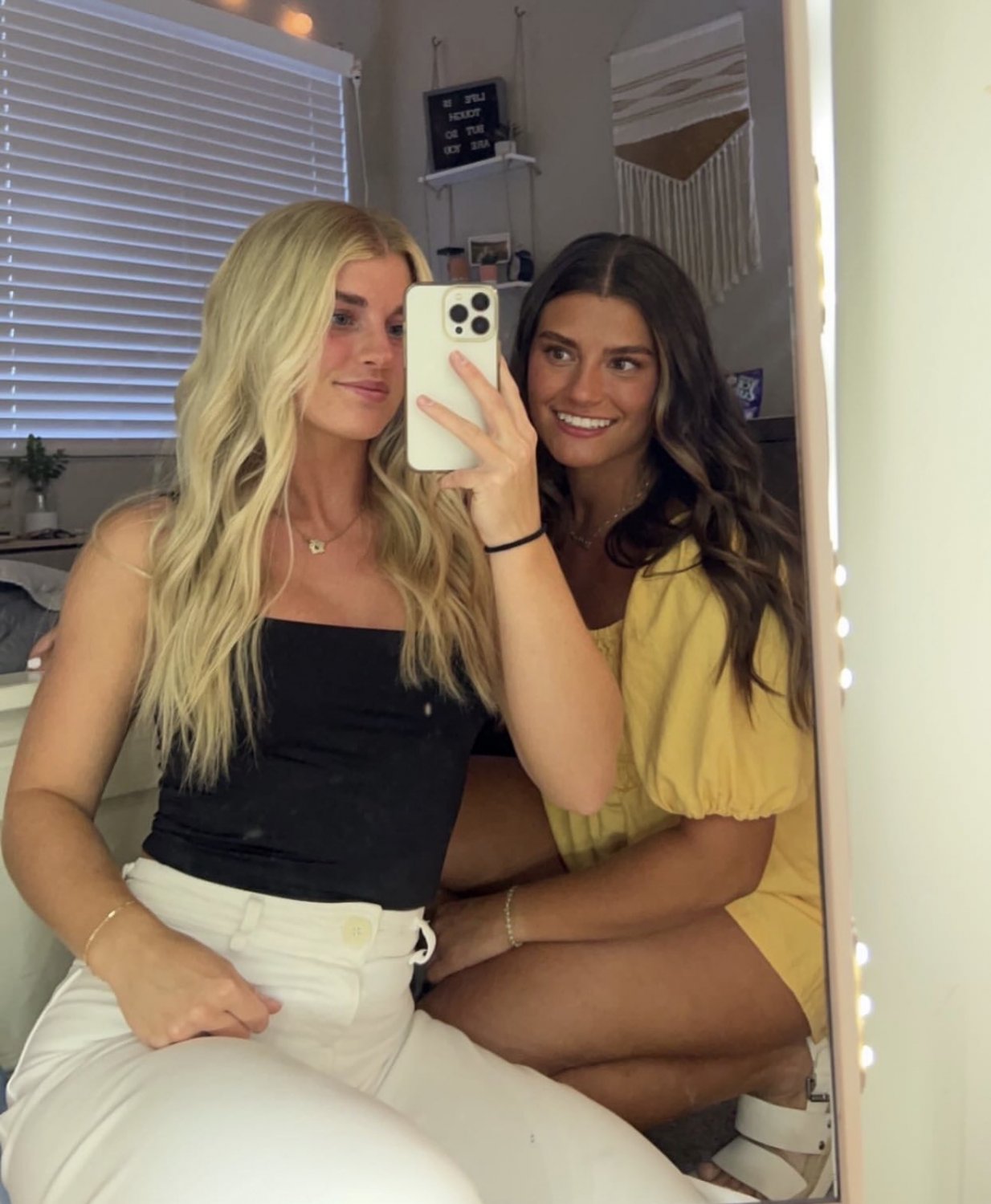 Submission 114: Users Blonde IRL Slut #Ctx0blSz